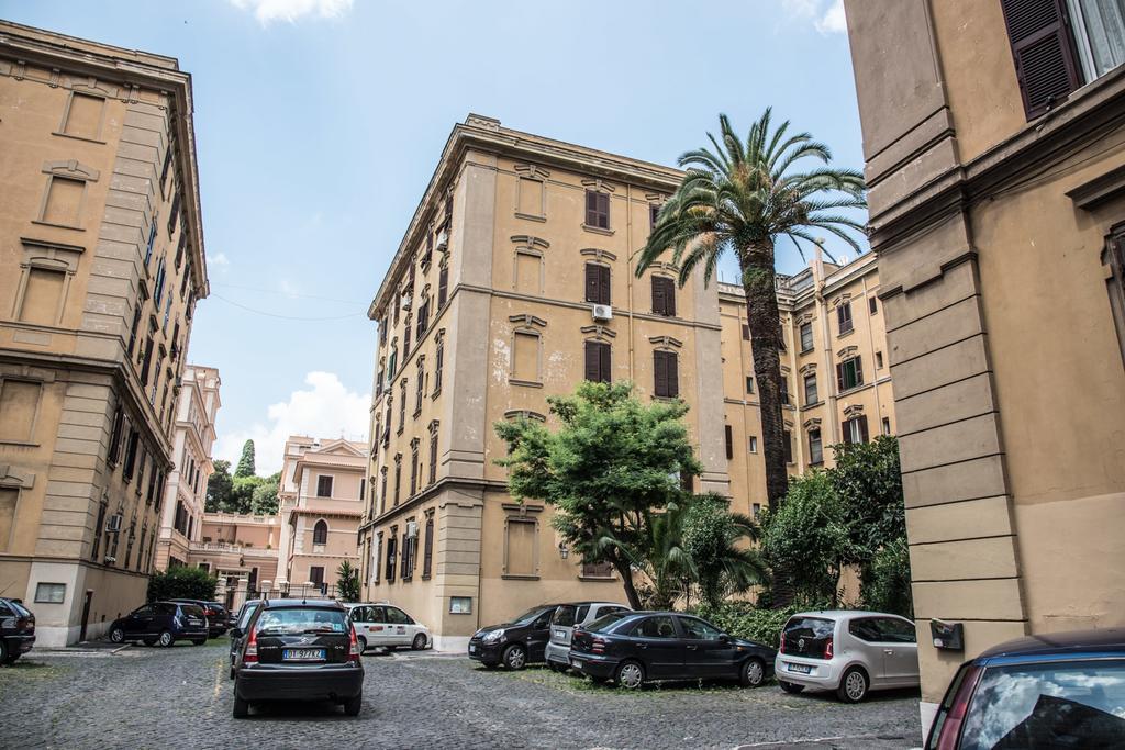 Grandis Rome